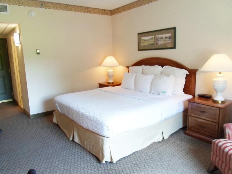 Quail Hollow Resort Trademark Collection By Wyndham Painesville Eksteriør bilde