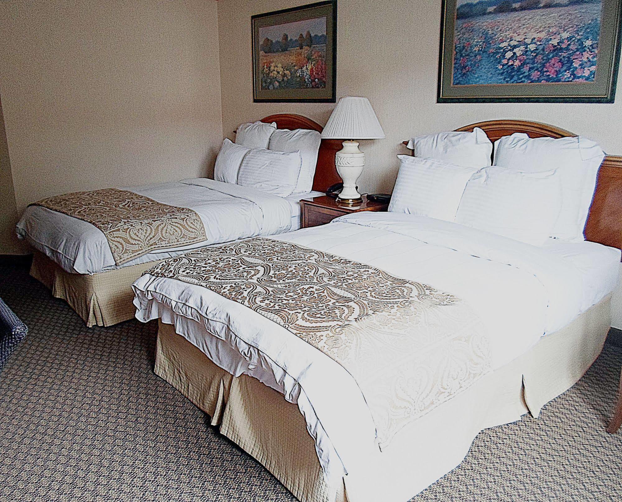 Quail Hollow Resort Trademark Collection By Wyndham Painesville Eksteriør bilde