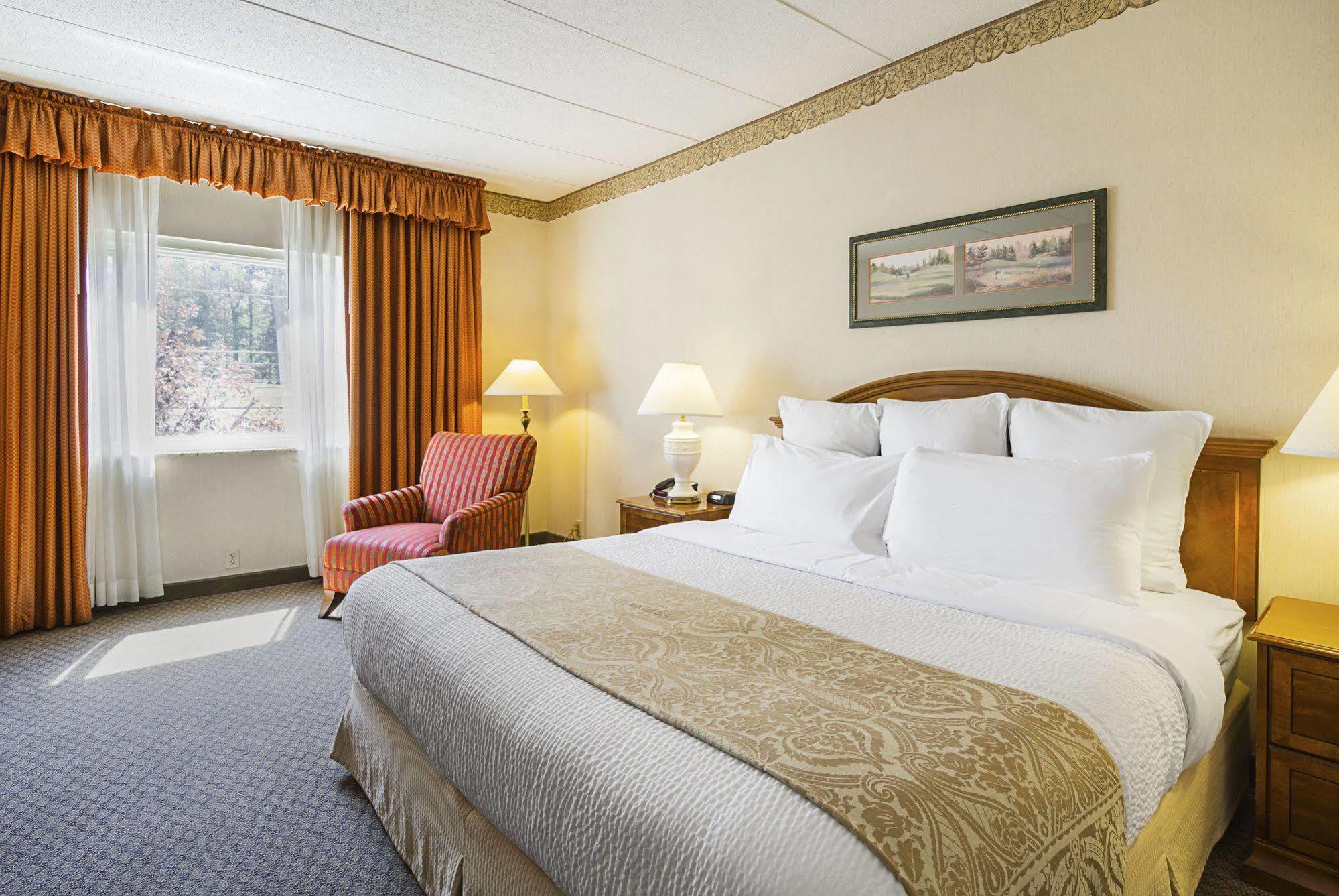 Quail Hollow Resort Trademark Collection By Wyndham Painesville Eksteriør bilde